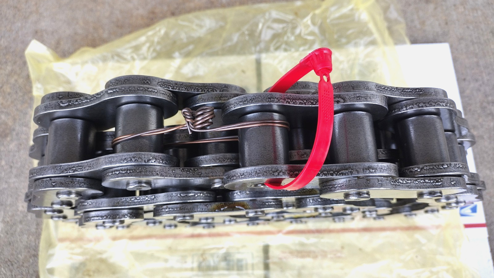 Renold 160H1X10FT 160H 10FT Riveted Roller Chain Made in Germany Retail $2,110