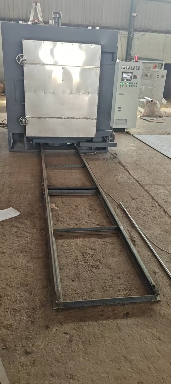 Large high-temperature thermal cycle baking drying paint oven track Negotiable