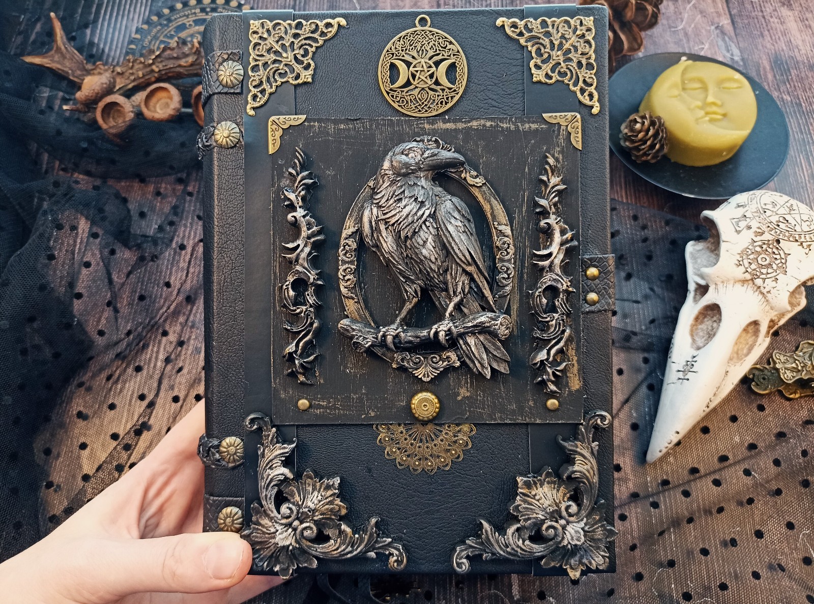 Book of Shadow Witch Grimoire Journal Blank Witchcraft Raven 8×6 in 600 Pages