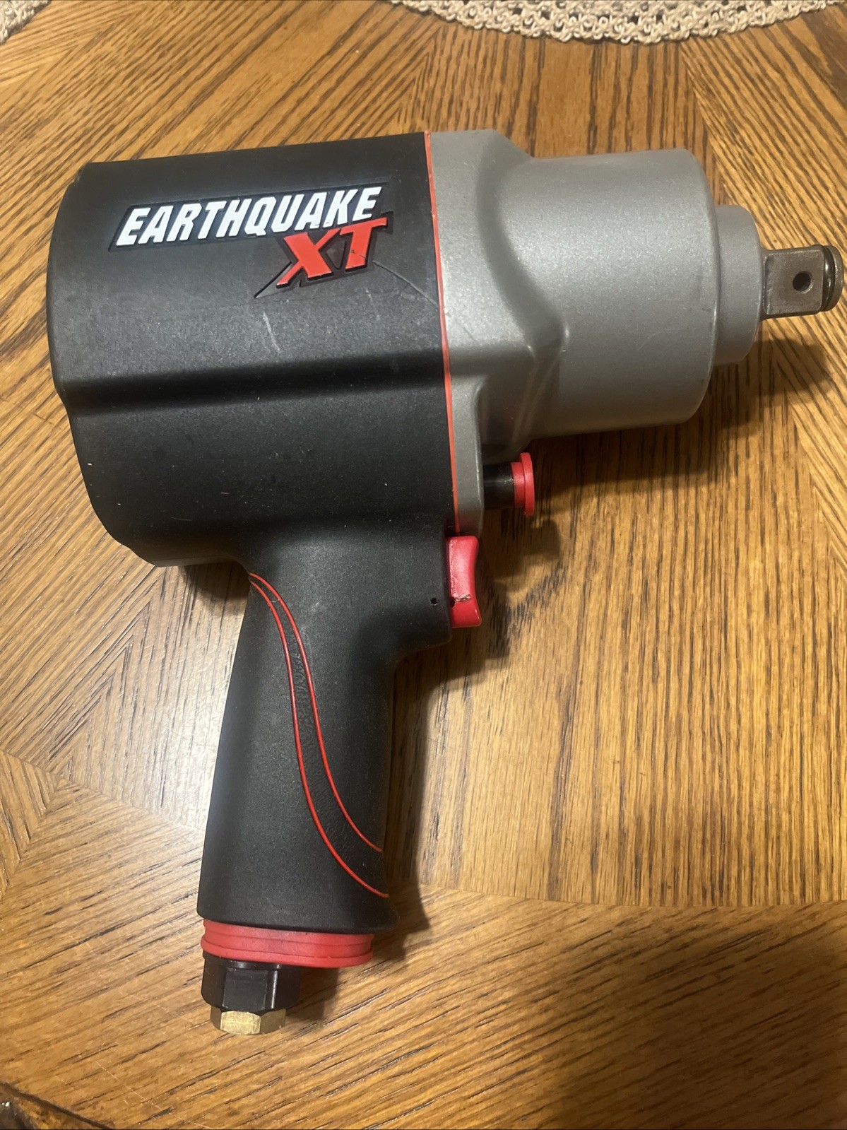 Earthquake XT 3/4″ Torque Composite Air Impact Wrench 1500 ft/lbs. Model 62892