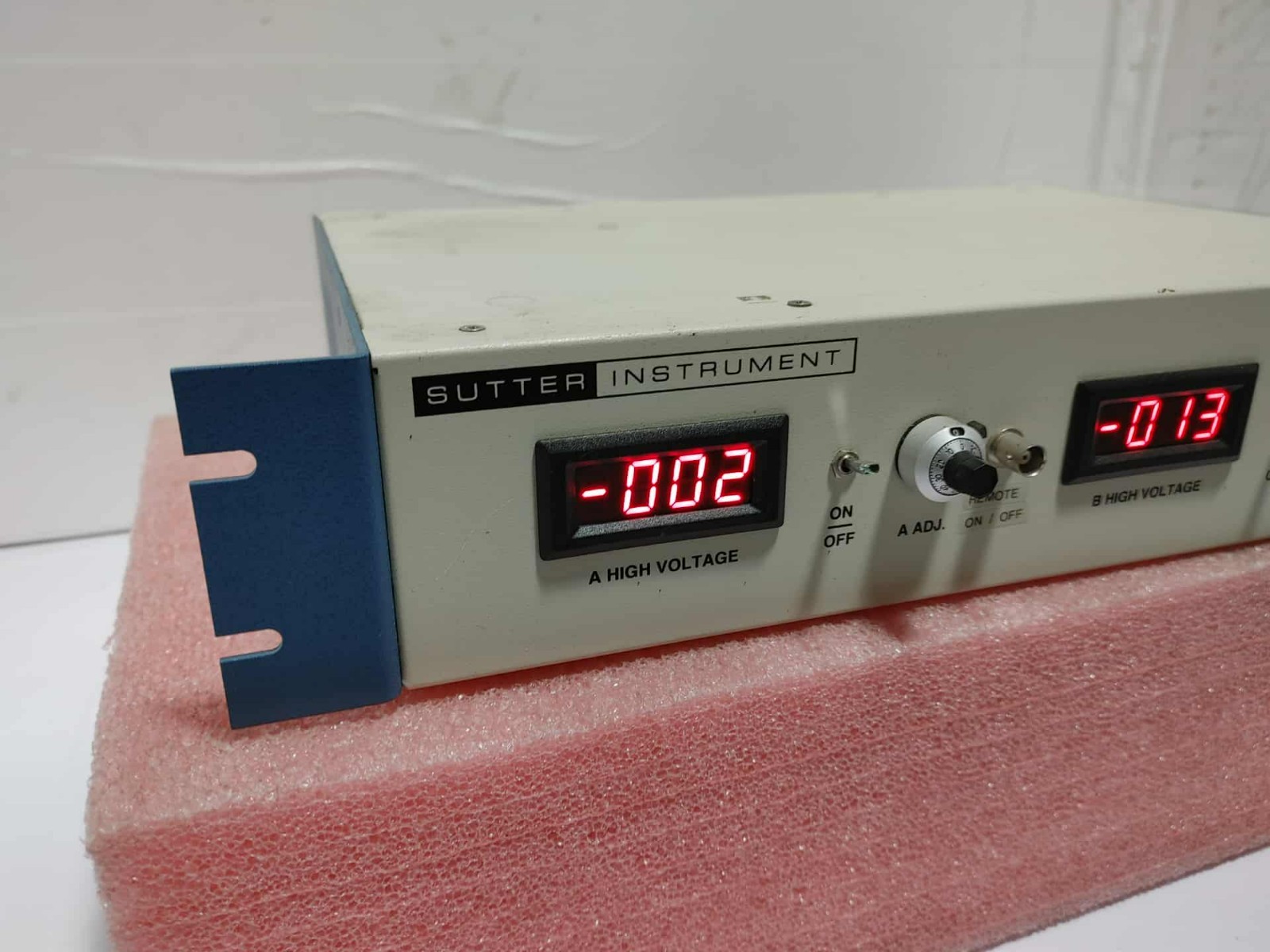 Sutter Instrument PS-2 Power Supply for MOM and PMT Hamamatsu R6357 R3896 R3811