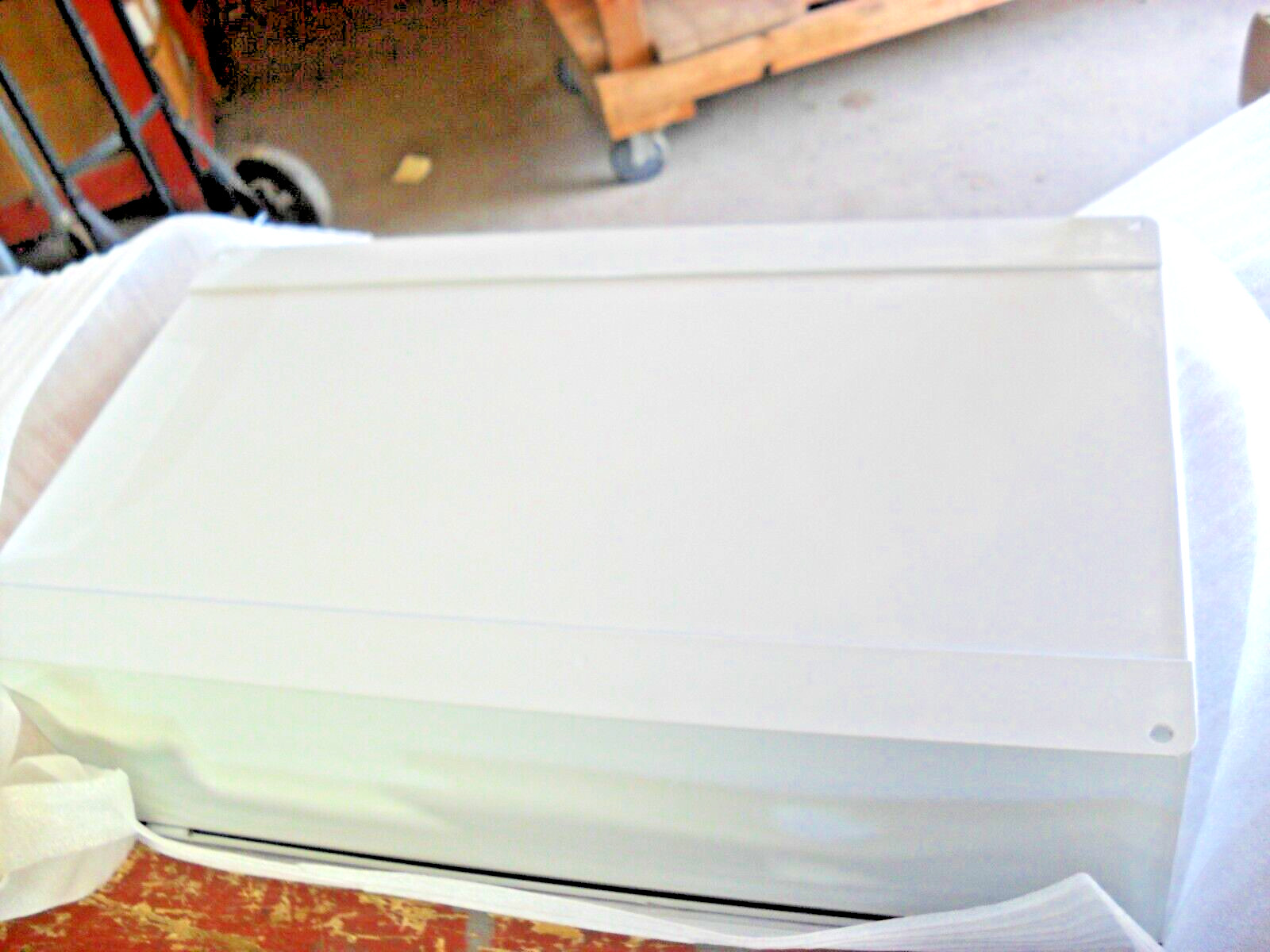 nVent/Hoffman LHC236016 Landscape Enclosure 230x600x155mm Powder Coated White