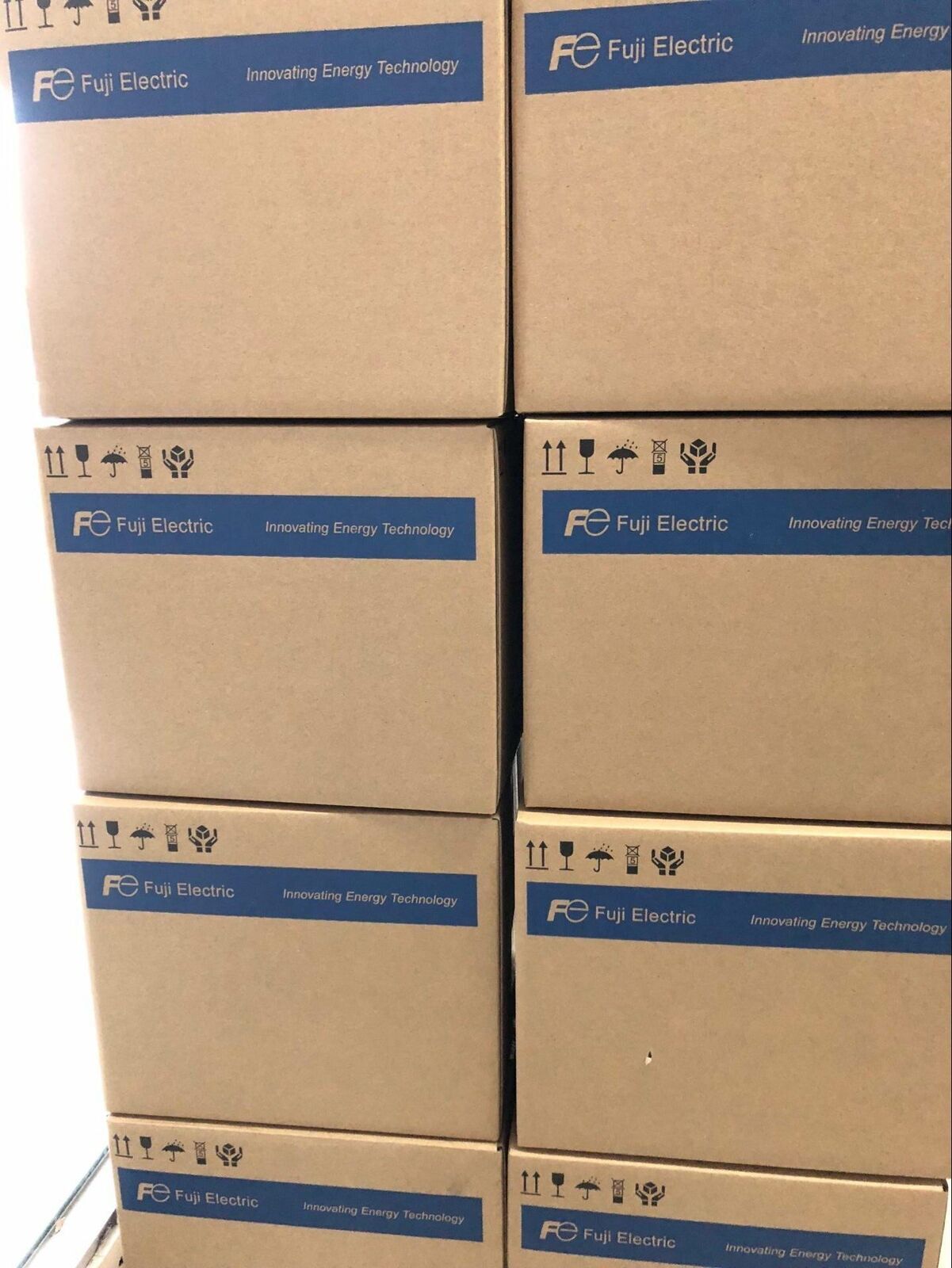 1PS For FUJI FRN0044E2S-4C 22KW/44A 18.5KW/38A 15KW/30A Inverter New