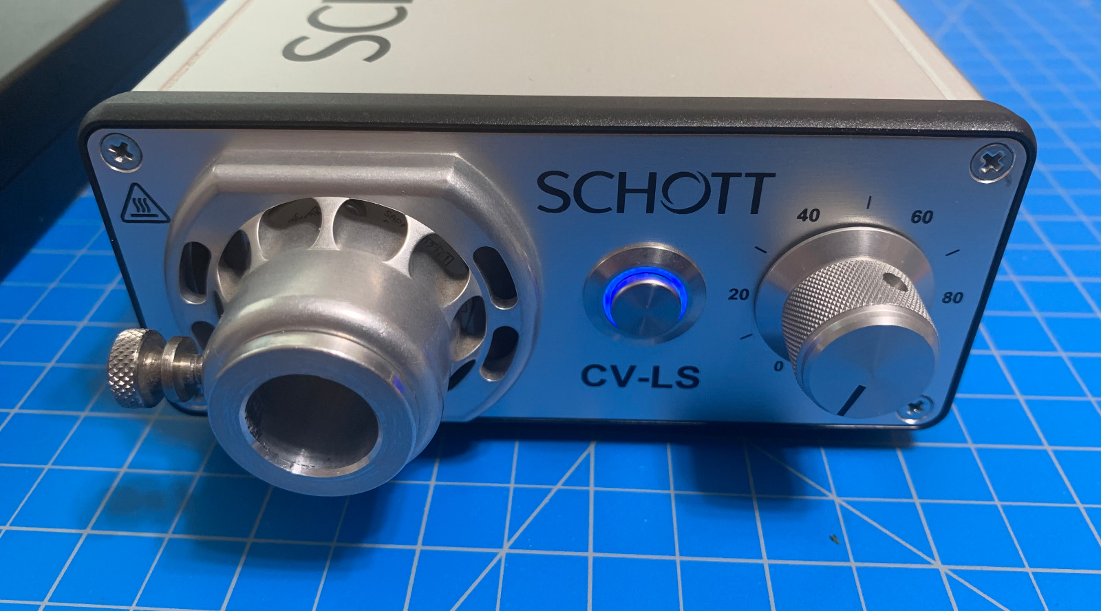 Schott Coldvision CV-LS Fiber Optic Light Source for microscopes A20980/6000K
