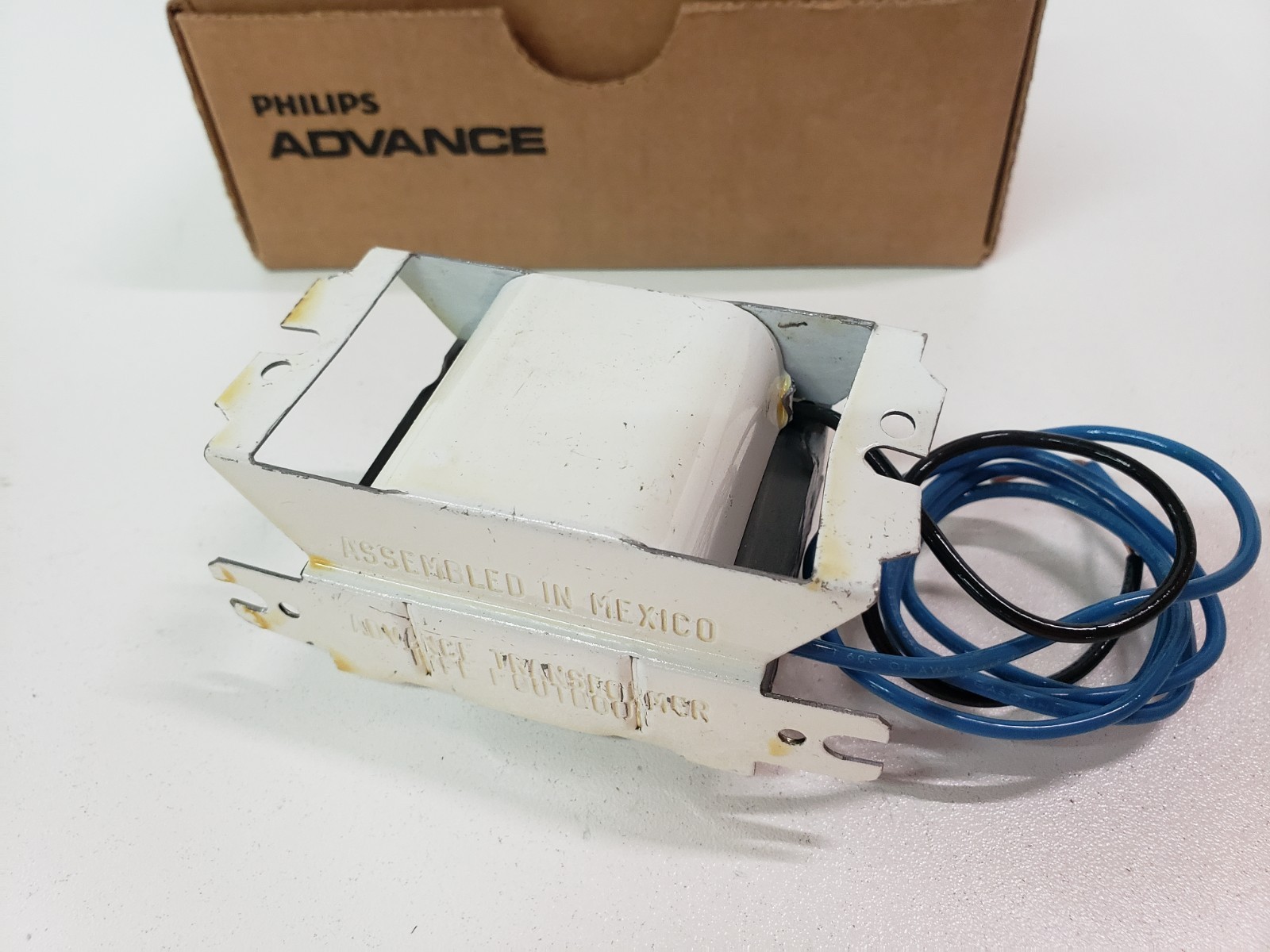 UNUSED – Philips Advance LC25TP Ballast LC-25-TP 120v