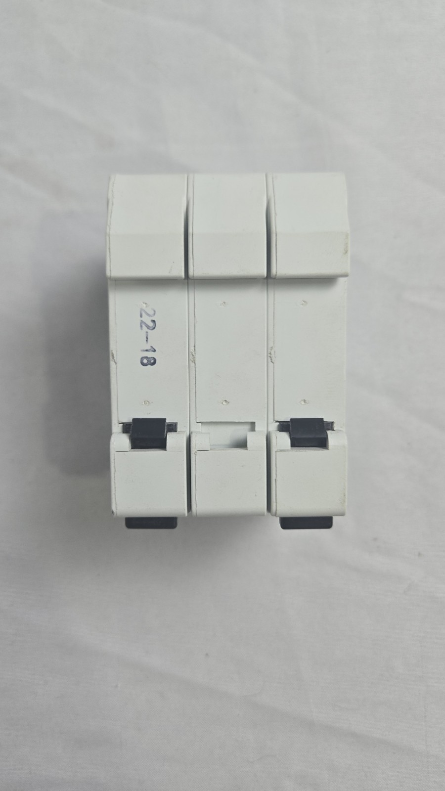 Mersen Ferraz Shawmut USCC3 UltraSafe 3-Pole Fuse Holder 600V 30A – Used Tested