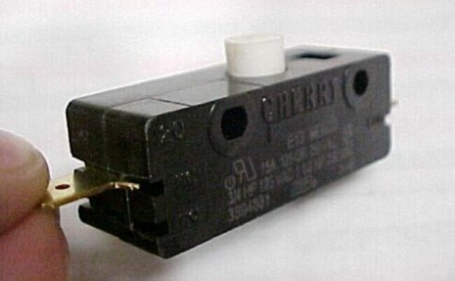 10 Cherry Micro Switches Microswitch 15A 3/4 HP 125V 0E1324EC Normally Closed