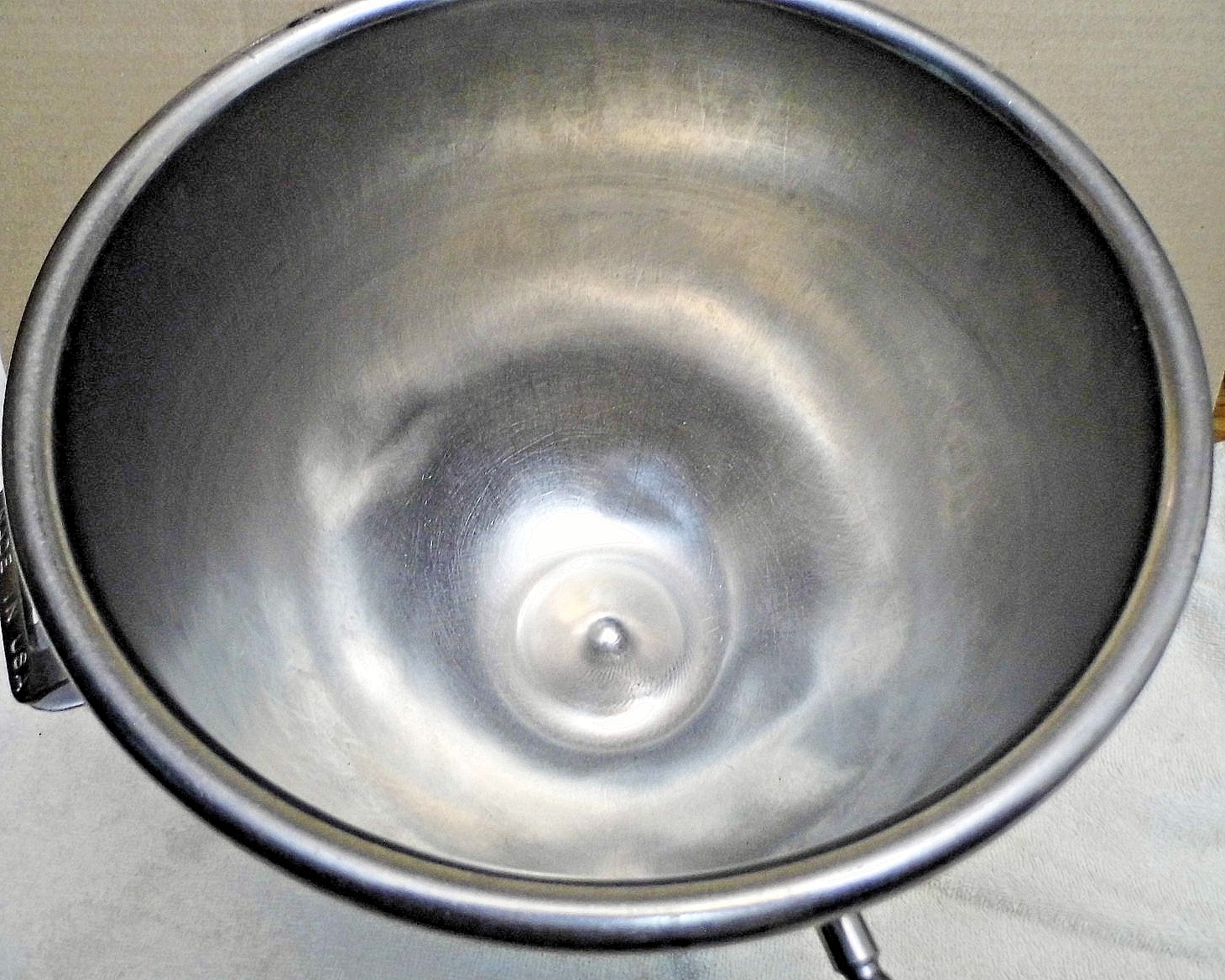 12qt BOWL 12SSAT Stainless Steel Mixing Bowl Hobart A200 Mixer