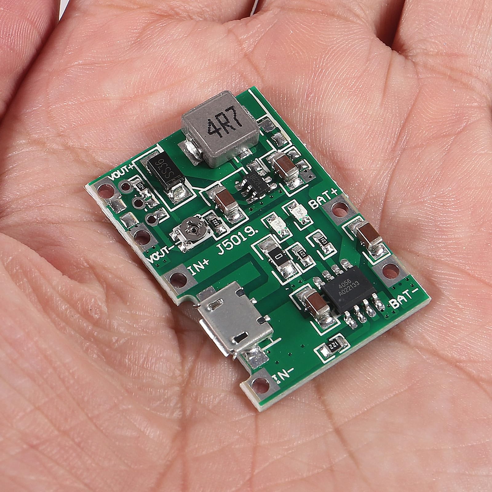 D-FLIFE 10pcs 18650 18650 Lithium Li-ion Battery Charger Module 2A USB Green