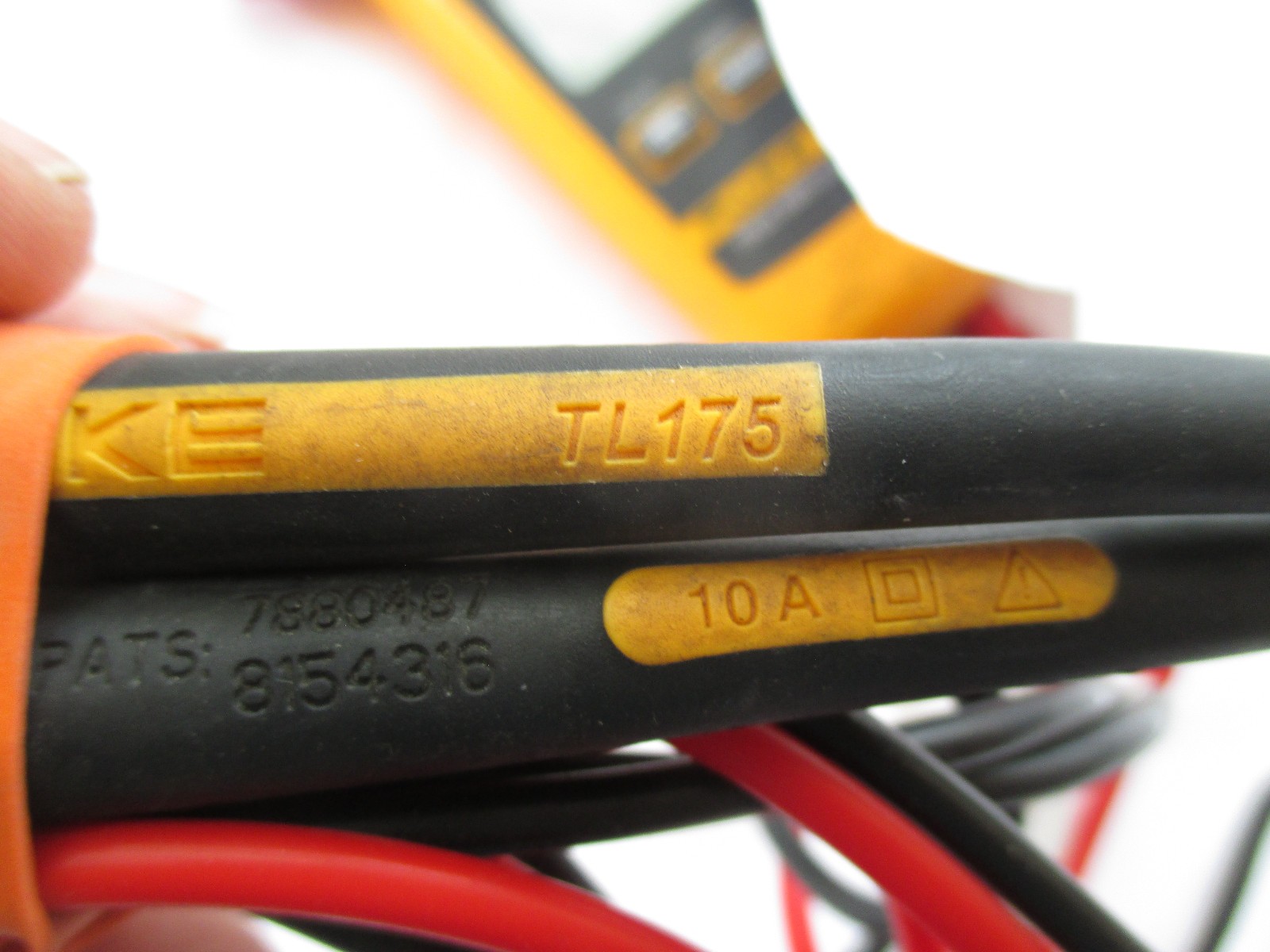 Fluke 325 True RMS Clamp Meter with Leads