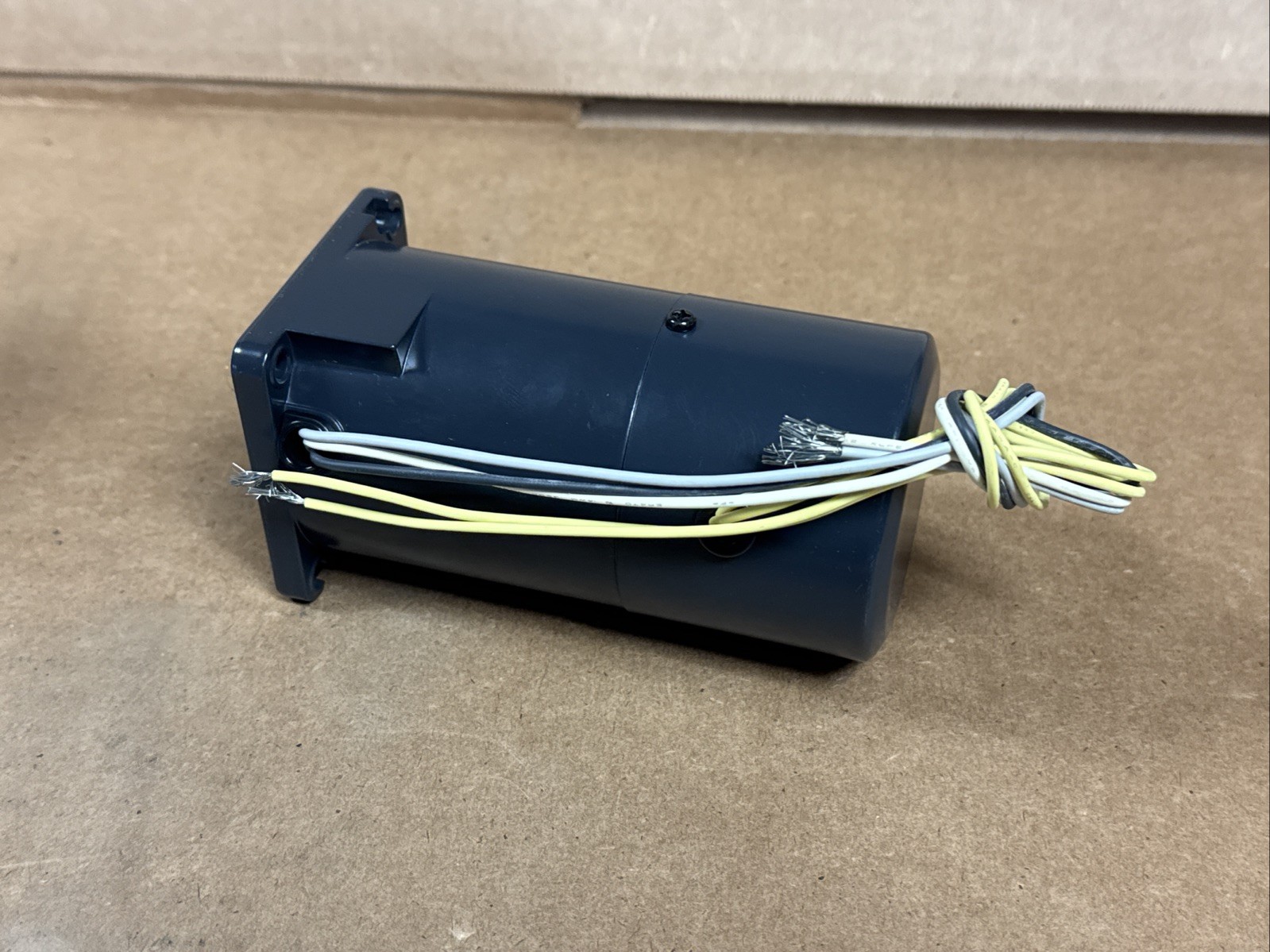 NEW Oriental Motor 2RK6GN-AM Brake Motor 6W 100V 1200/1450 RPM FAST SHIPPING