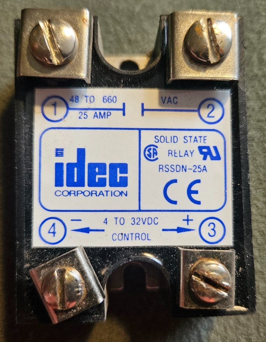 IDEC RSSDN-25A Solid State Relay, 48-660VAC 25A, 4-32VDC. Probably Not Used.