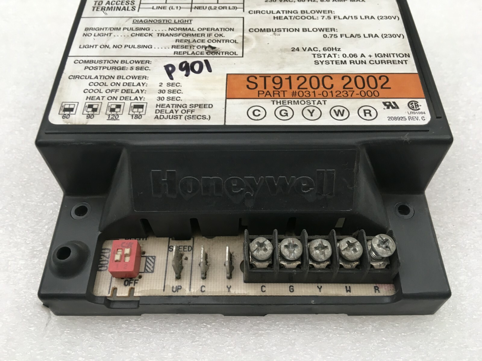 Honeywell ST9120C2002 Furnace Control Circuit Board 031-01237-000 used #P901