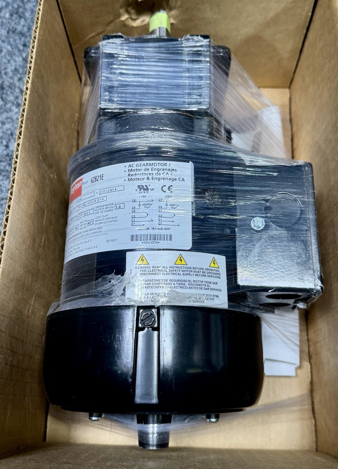 Dayton 6Z821 Parallel Gearmotor 19:1, 115/230V AC, 100 in-lb, 6Z821C