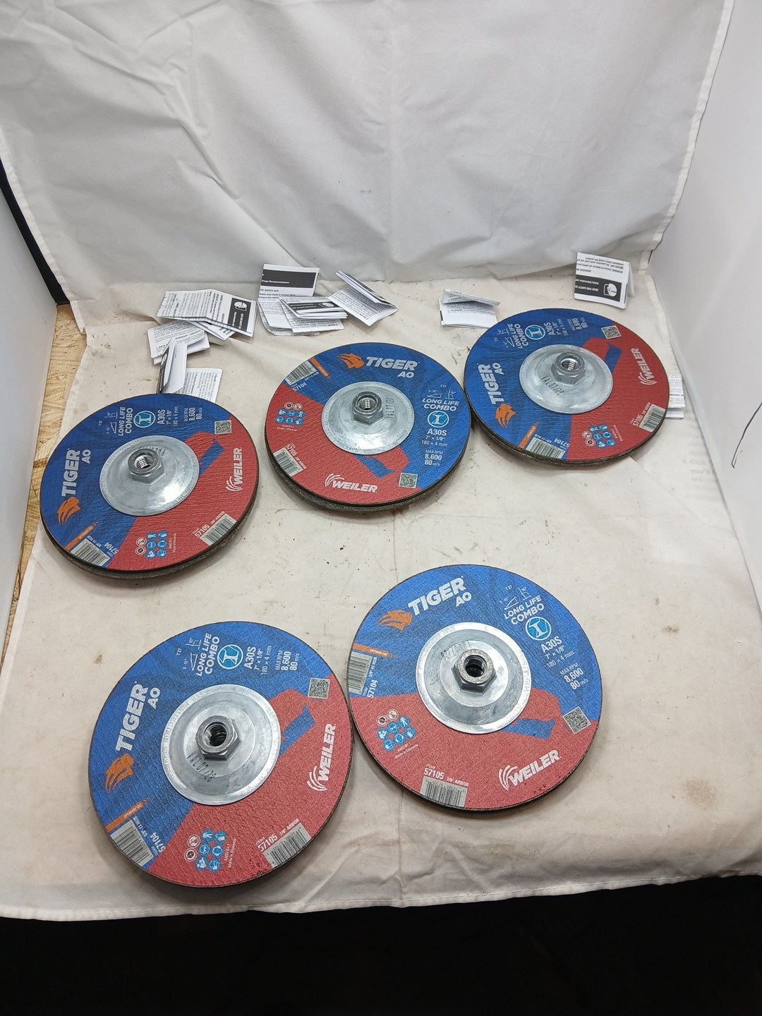 10Pk Weiler 57104 7″ Cut/Grind Wheel 1/8″ 5/8-11A T27 30GR A0, Box of 10 New OB