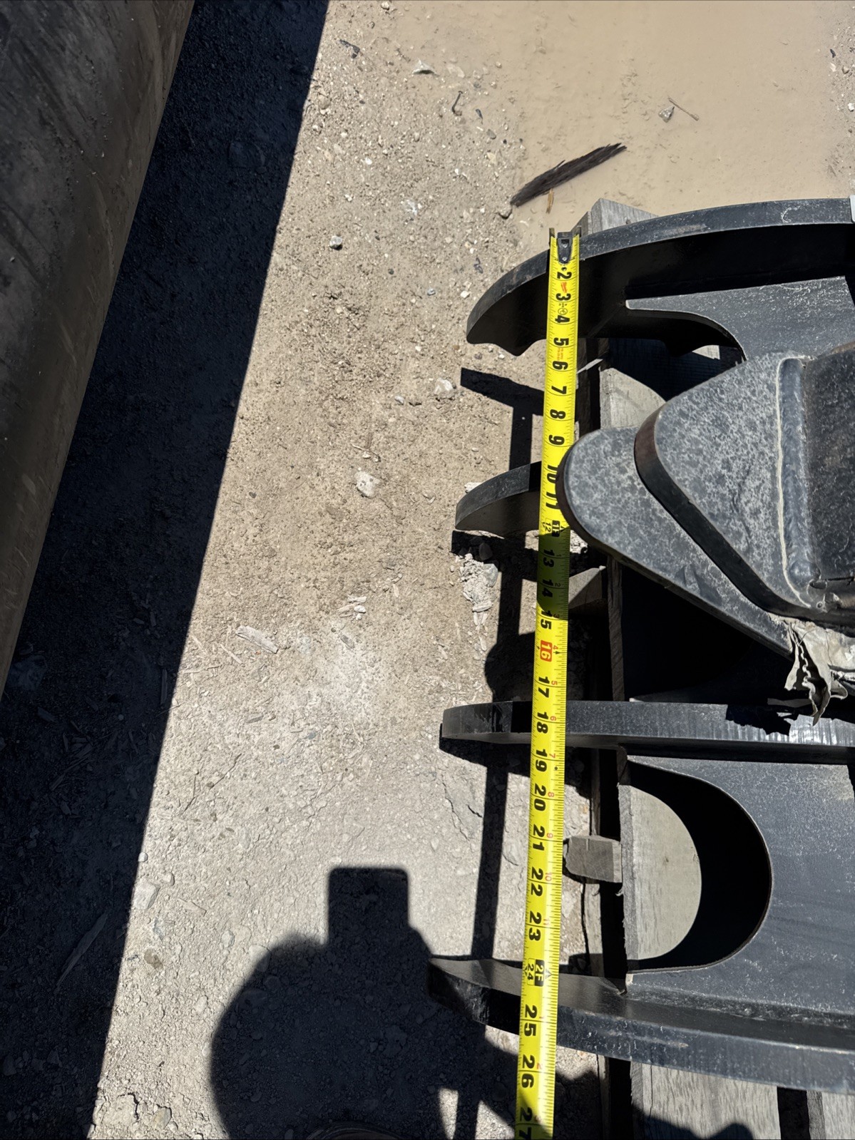65 Mm Excavator Hydraulic Thumb Cat Volvo John Deere Hitachi 312 140 Komatsu New