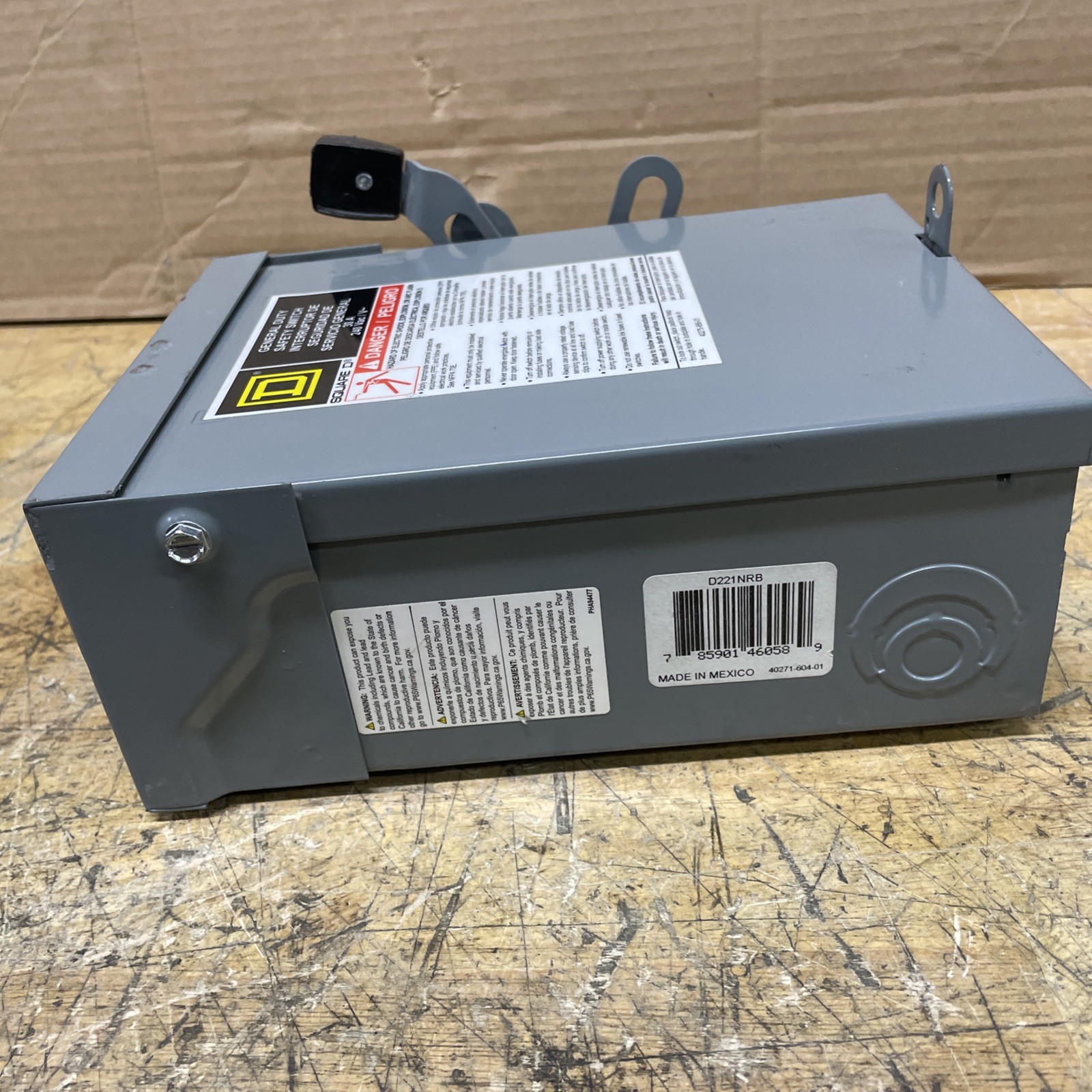 Square D D221NRB General Duty Safety Switch 240VAC 30A
