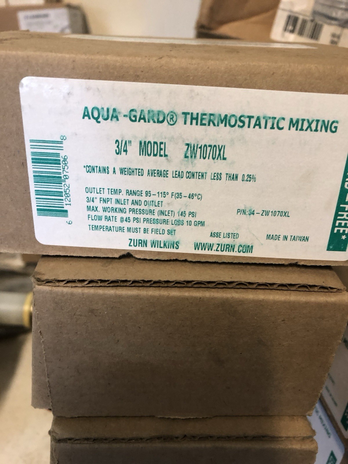 Zurn Wilkins 3/4 in ZW1070XL Aqua-Gard Thermostatic Mixing Valve Lead Free *New