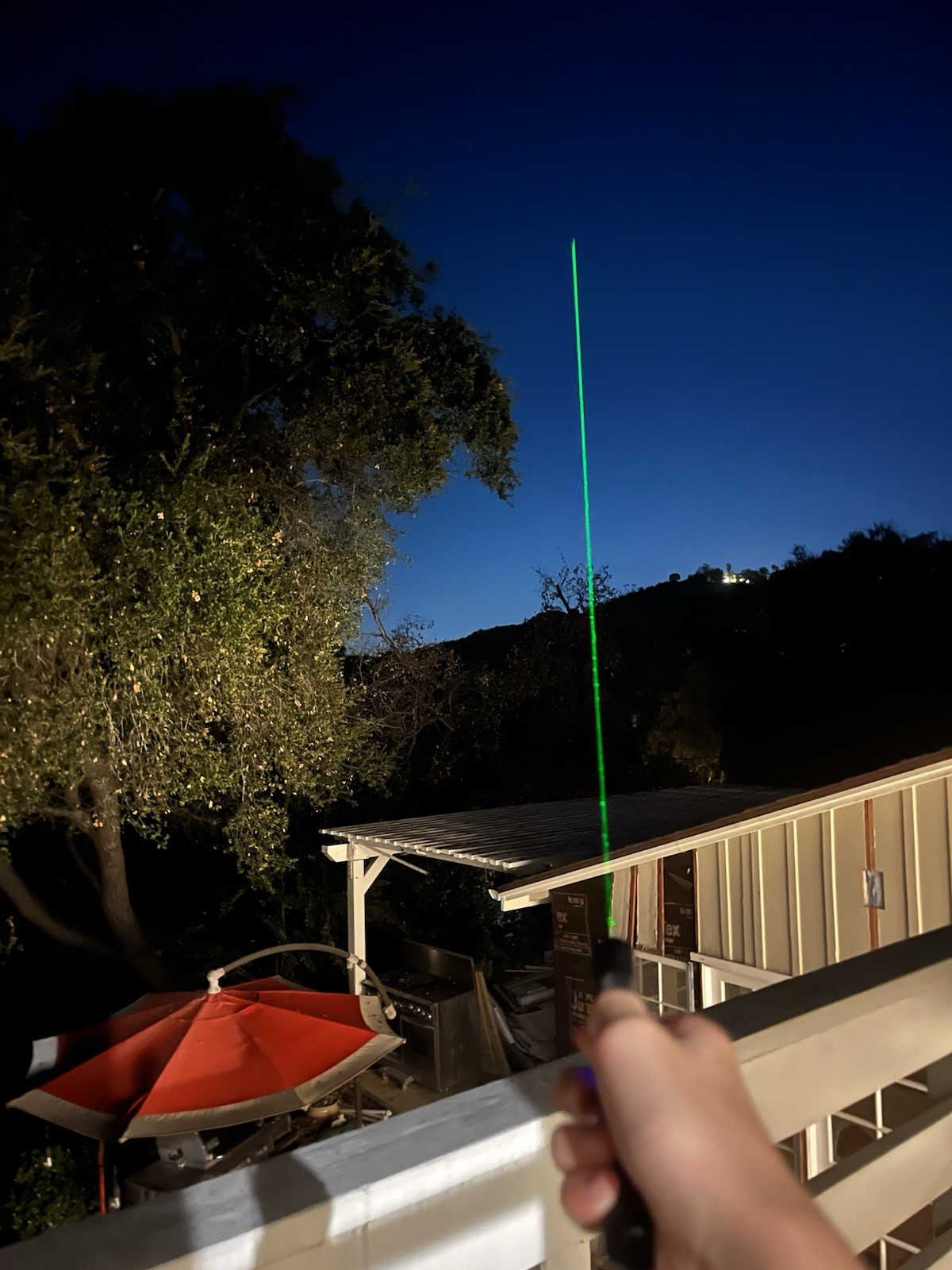 Powerful Green Laser Pointer w/ visible beam for hiking