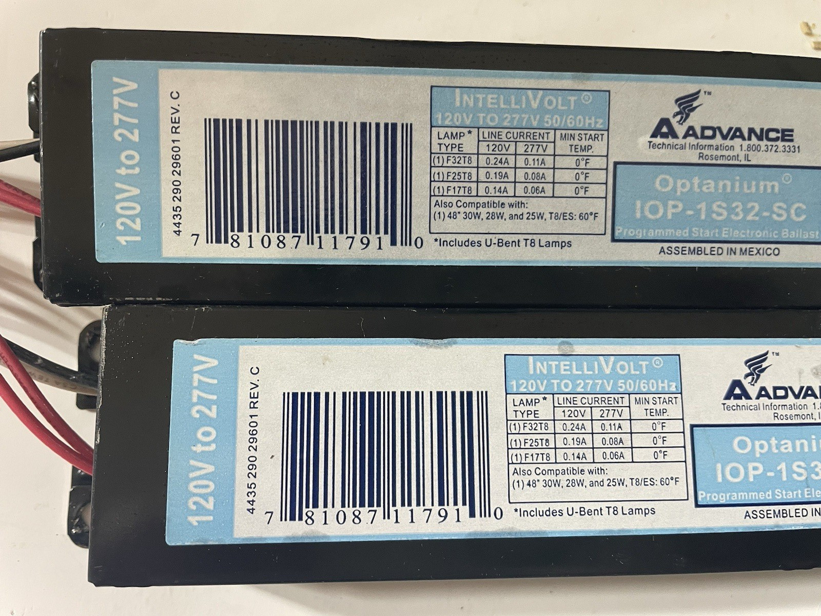 Lot of 10 NEW Advance Optanium IOP-1S32-SC Electronic Ballast 120V to 277V