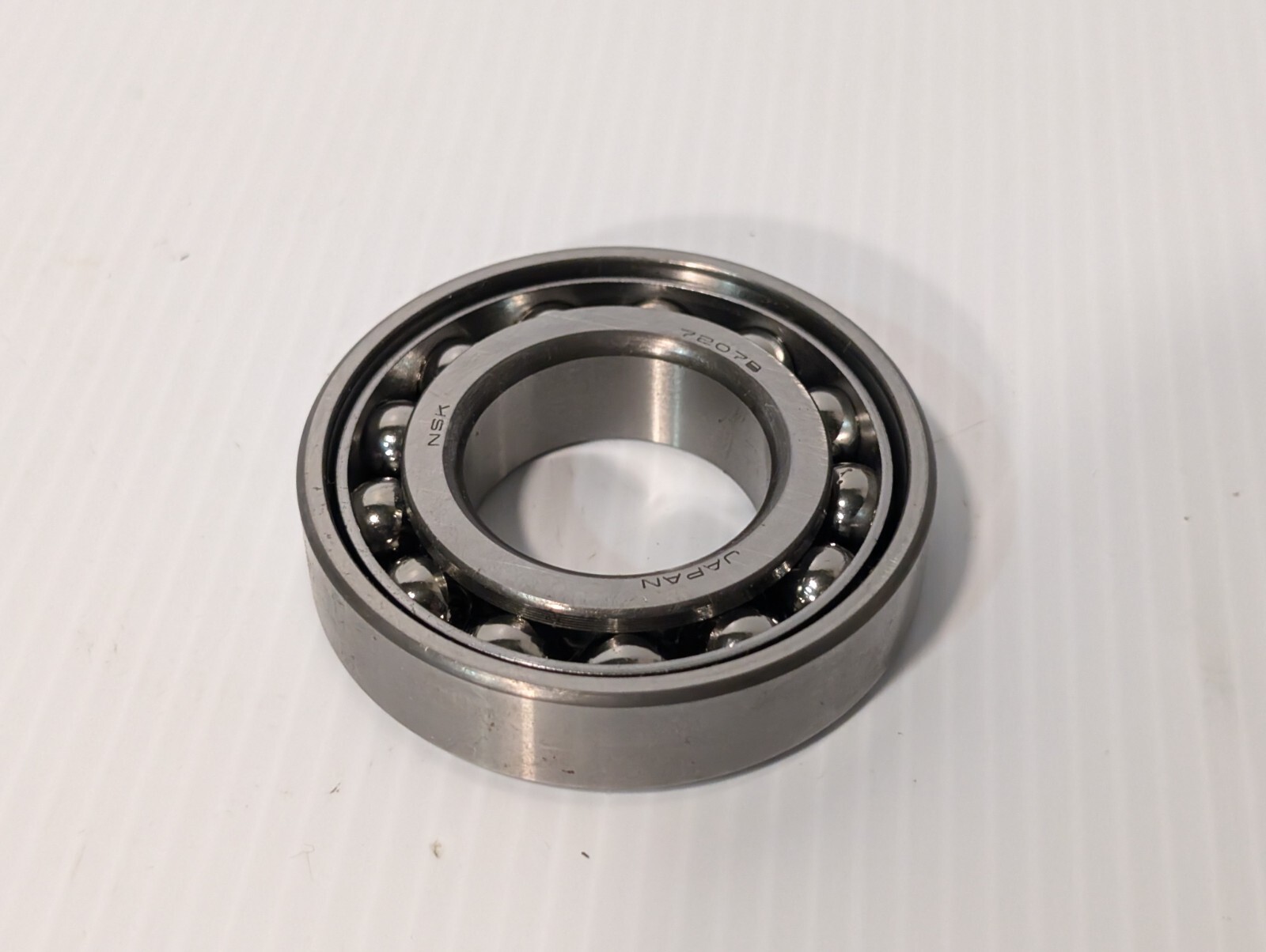NSK 7207BWG Angular Contact Ball Bearing – Free Returns