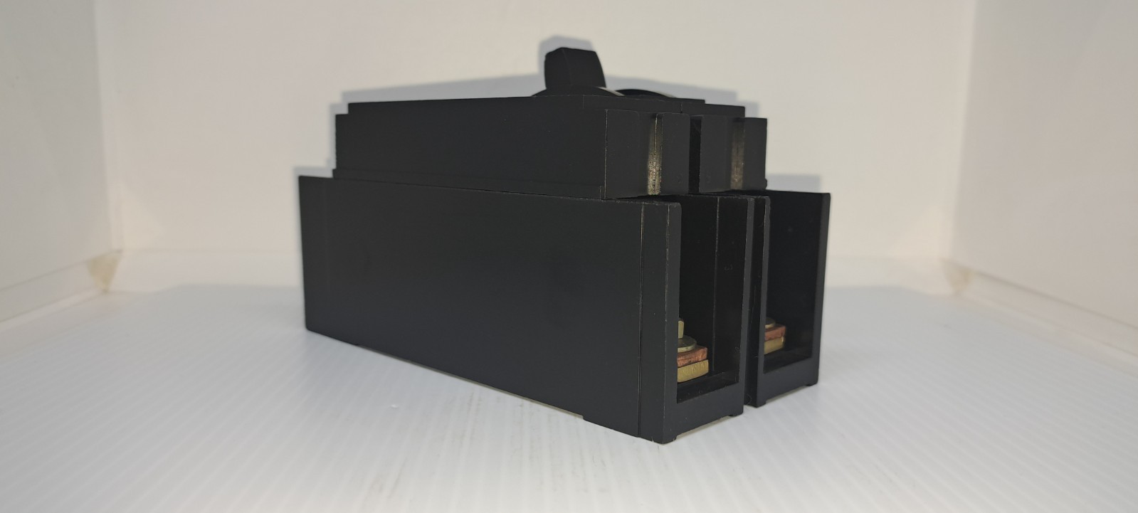 Square D Q2M2200MT 200 Amp 2 Pole 240V Main Circuit Breaker Type Q2MT NEW