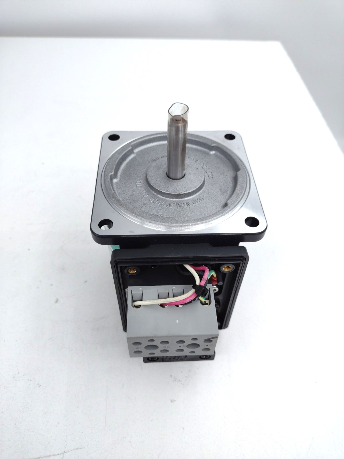*** Oriental Motor 4IK25A-AW2TU Induction Motor 4IK25A-AW2TU 25W 110VAC 1450RPM