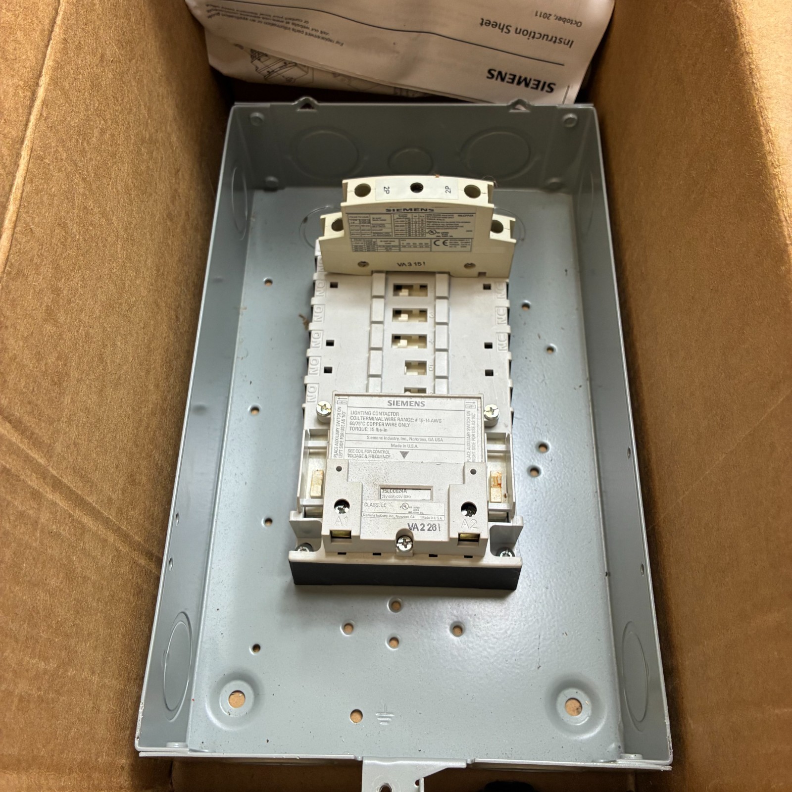 SIEMENS LCE01C004120A Electrically Held Li. Co. NEMA 1 4NO 4P 30A 110/115 120VAC