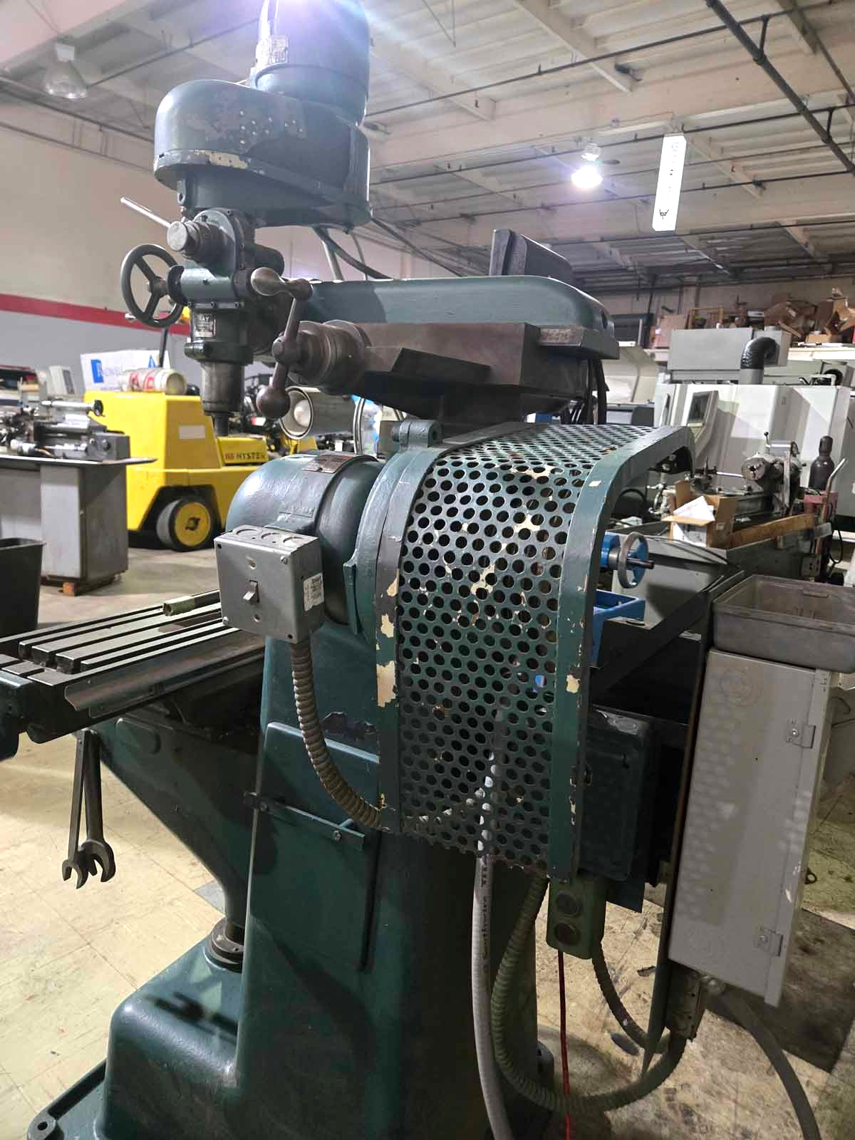 FRAY 10RH «All Angle» Horizontal / Vertical Manual Mill 36″ x 9″ Table, w/ DRO