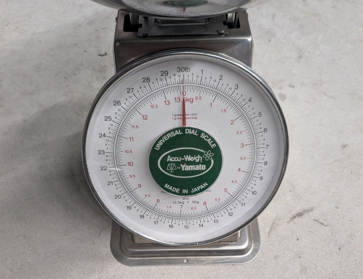 Yamato Accu-Weigh SM(N) Universal Dial Portion Scale 30lb 13.5kg Commercial Used