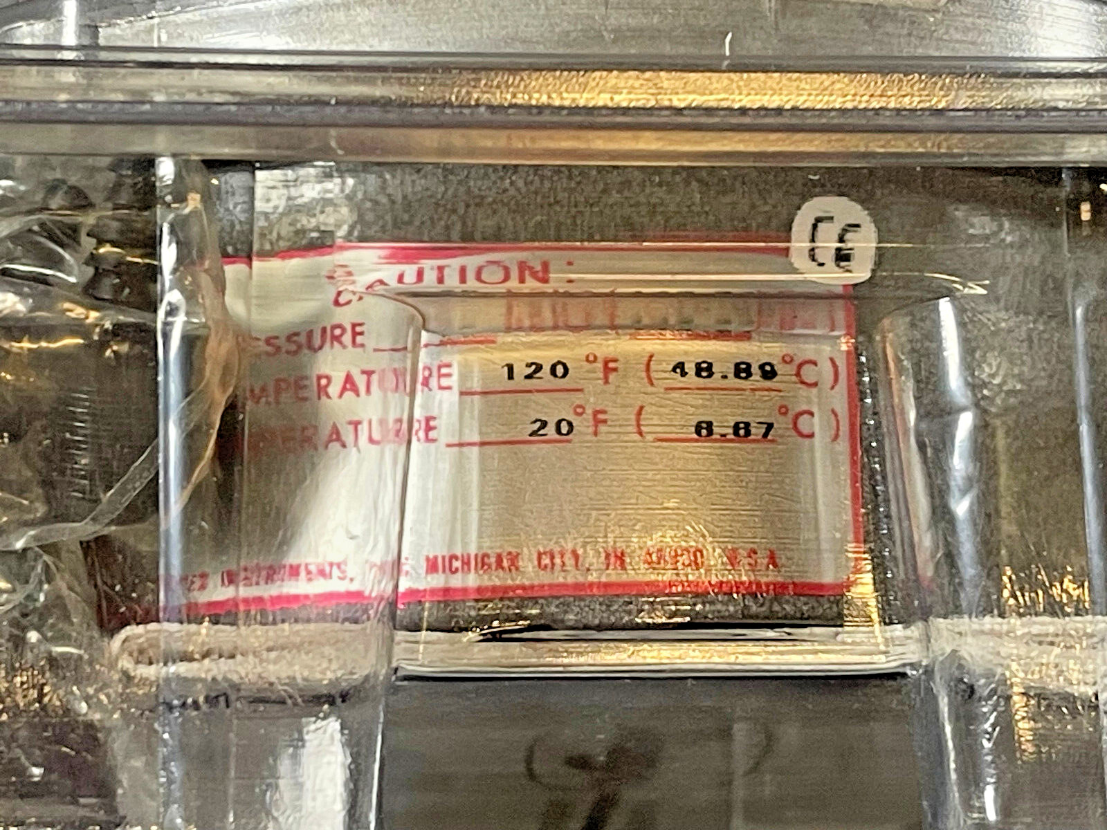 Dwyer 605-11 Magnehelic Differential Pressure Indicating Transmitter