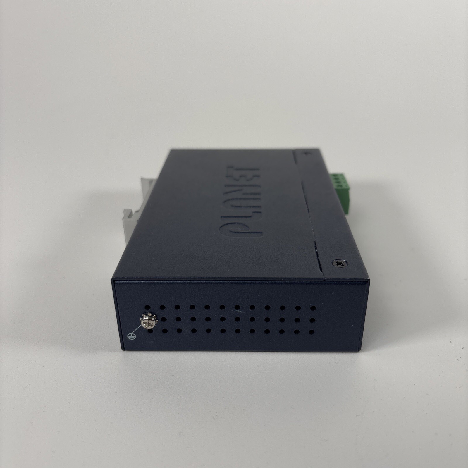 PLANET IPOE-162S / IP30 Industrial 802.3at Gigabit Splitter – Module Only