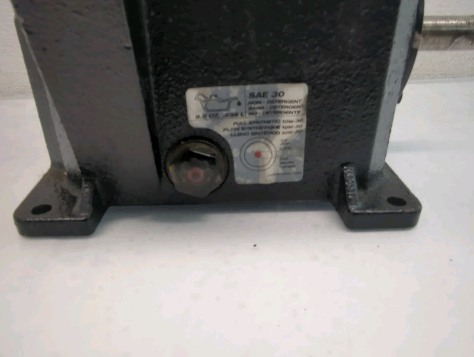 VT480000AV CAMPBELL HAUSFELD REPLACEMENT CAST IRON PUMP AS IS