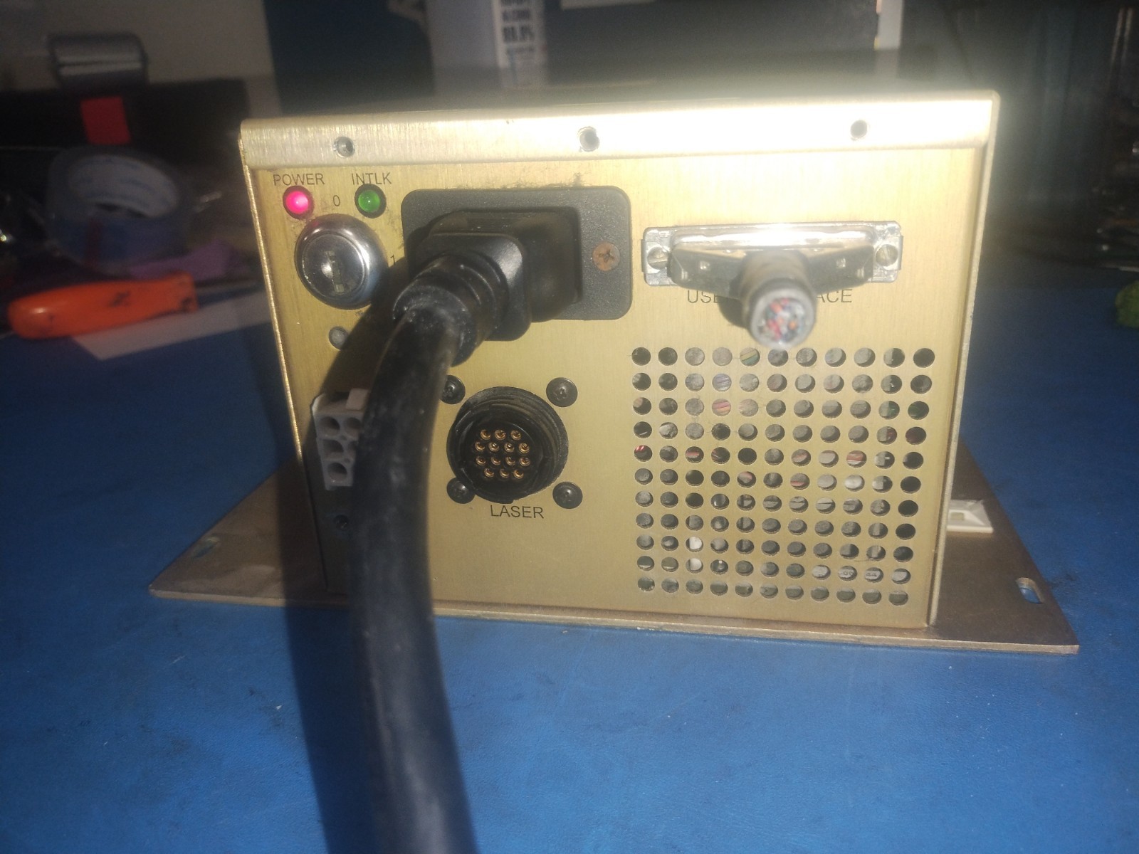 JDS UNIPHASE LASER POWER SUPPLY 2119U-020SLCBCC 100-240V MAX 15A 50/60HZ