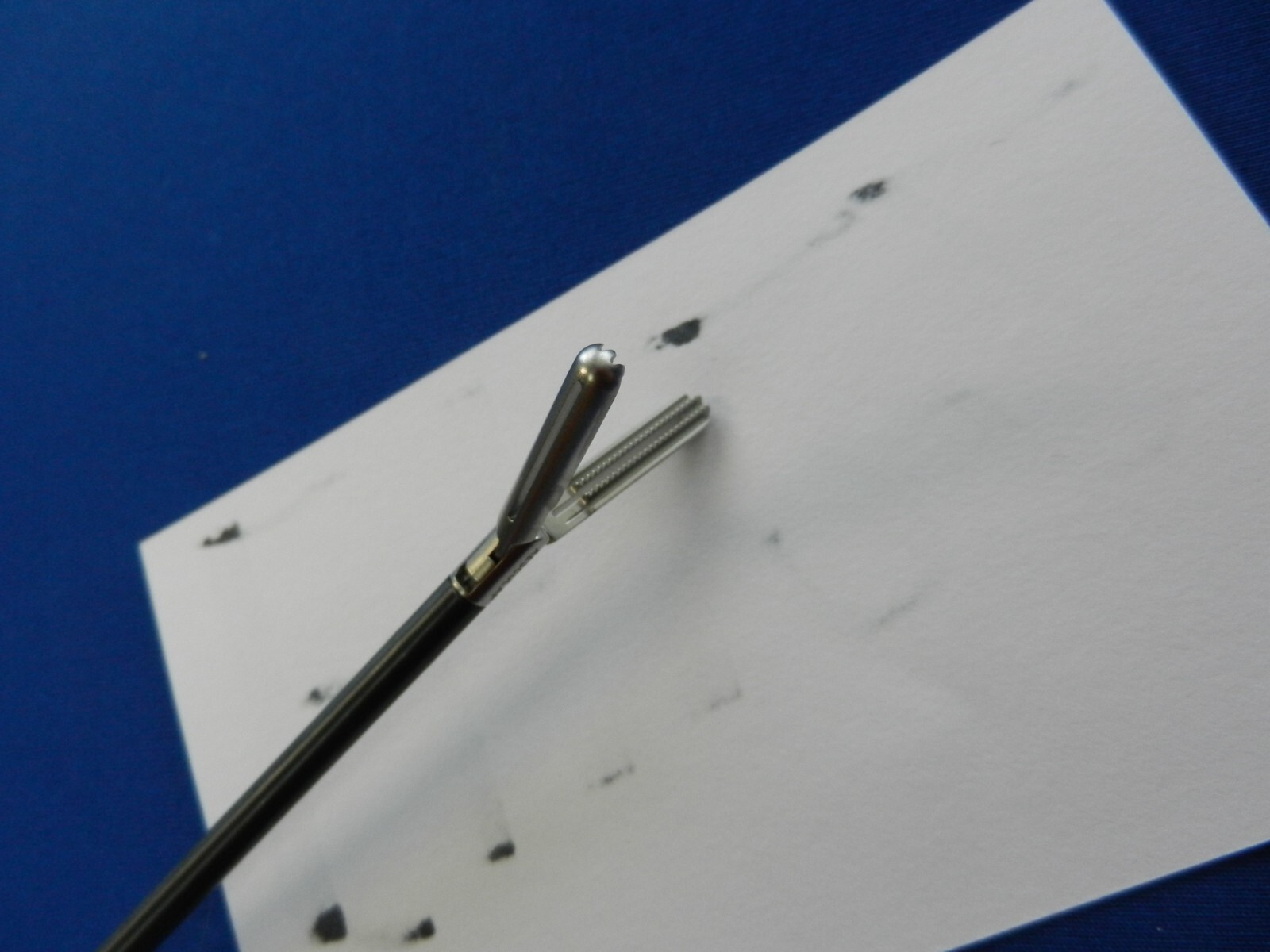 E4122 Aesculap PO217R Adtec 5.0mm x 42cm Laparoscopic Grasper