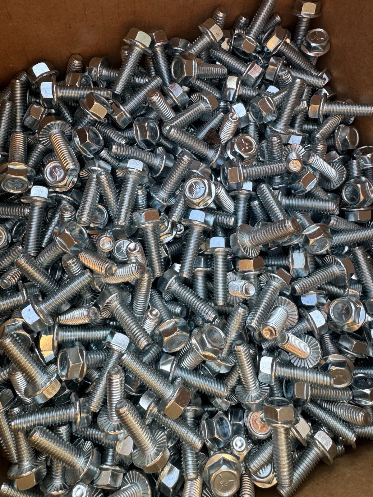 5/16 by 1 Flanged Surated Bolts Grade 8 Galvanized Zinc Qty 1,000