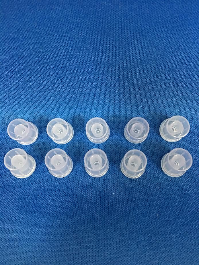100 Clear Tip Caps For Luer Slip , Luer Lock Syringes FREE SHIPPING