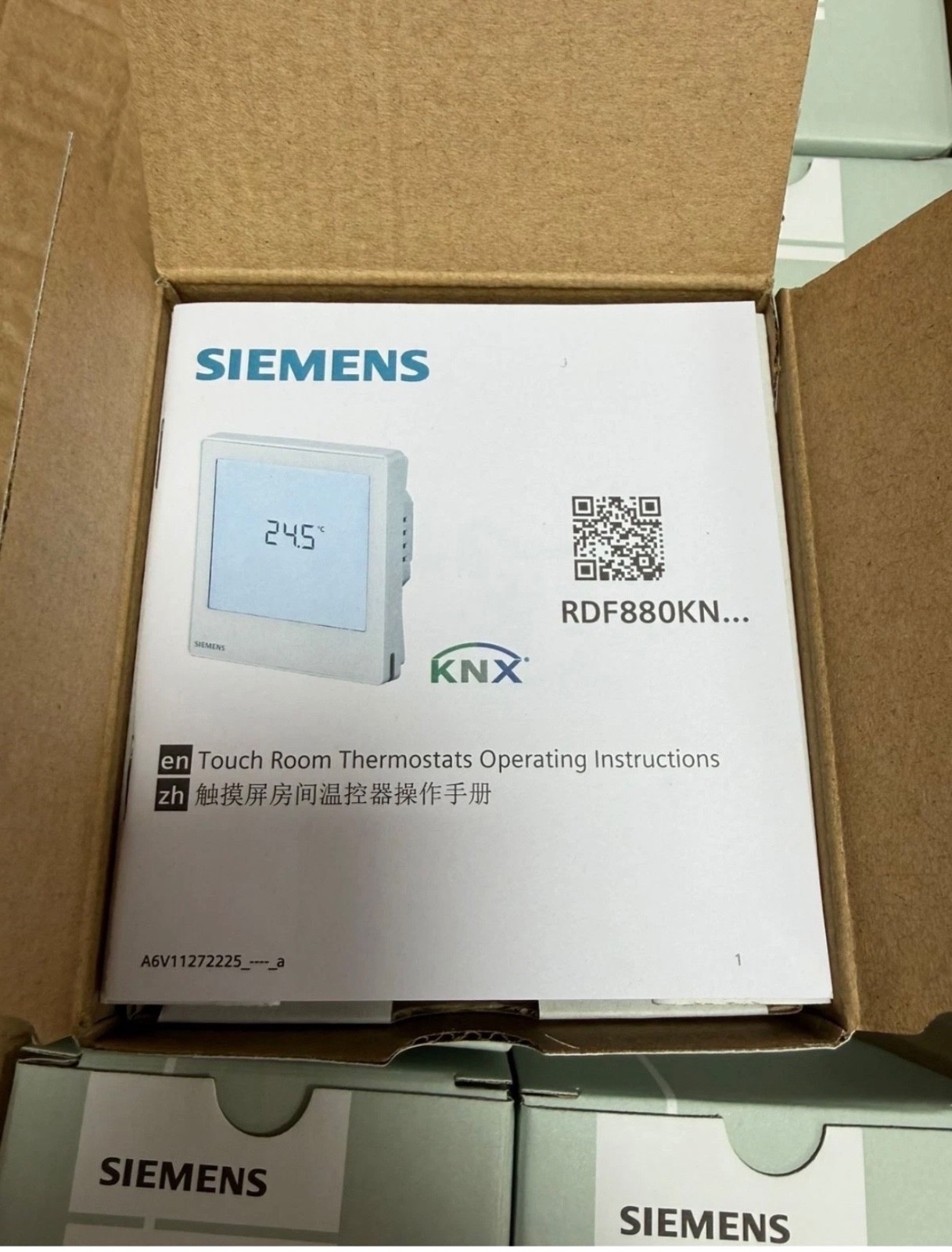SIEMENS RDF880KN/NF ROOM THERMOSTAT TOUCH SCREEN FLUSH-MOUNT S55770-T398