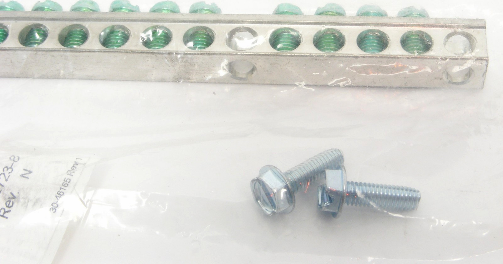 NEW SEALED Eaton Cutler-Hammer GBK14 Ground Bar Kit, 14-Terminal, 14-4 AWG Cu/Al