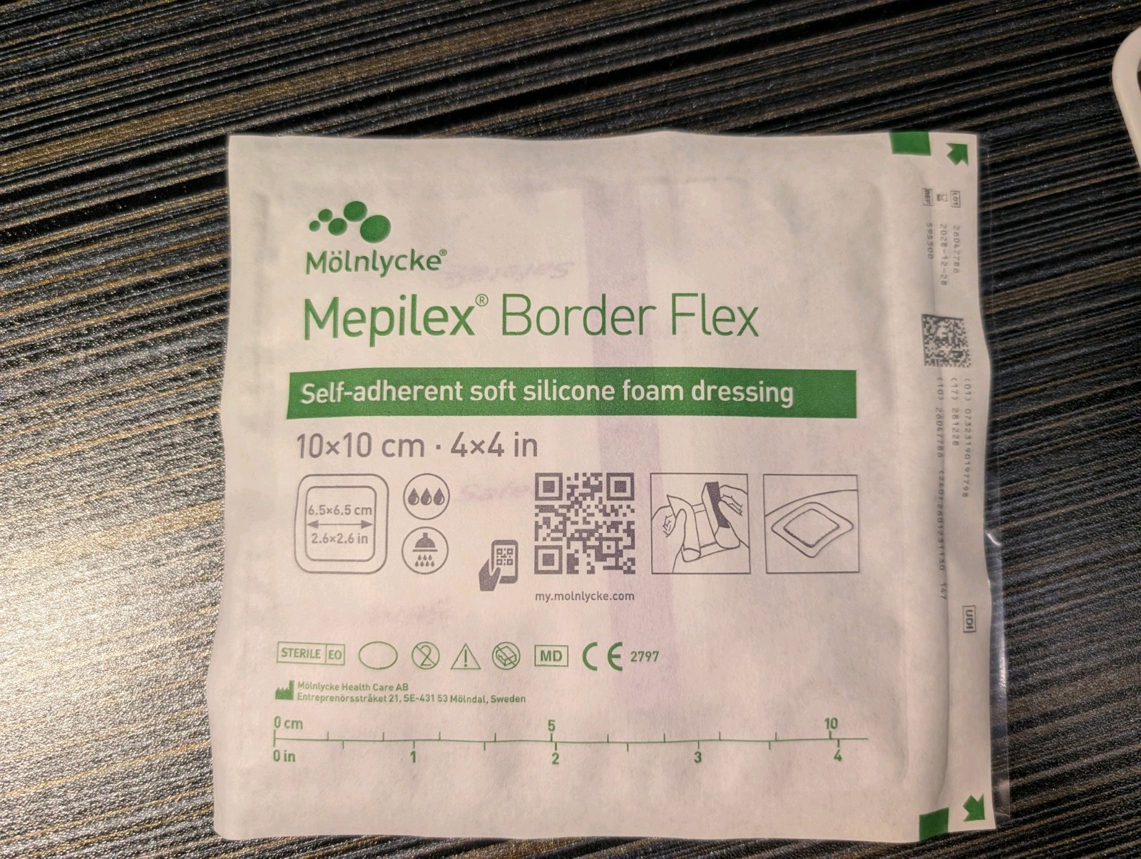 Pack of 12 Mölnlycke Mepilex Border Flex Hospital Grade Silicone Dressing 4×4 in