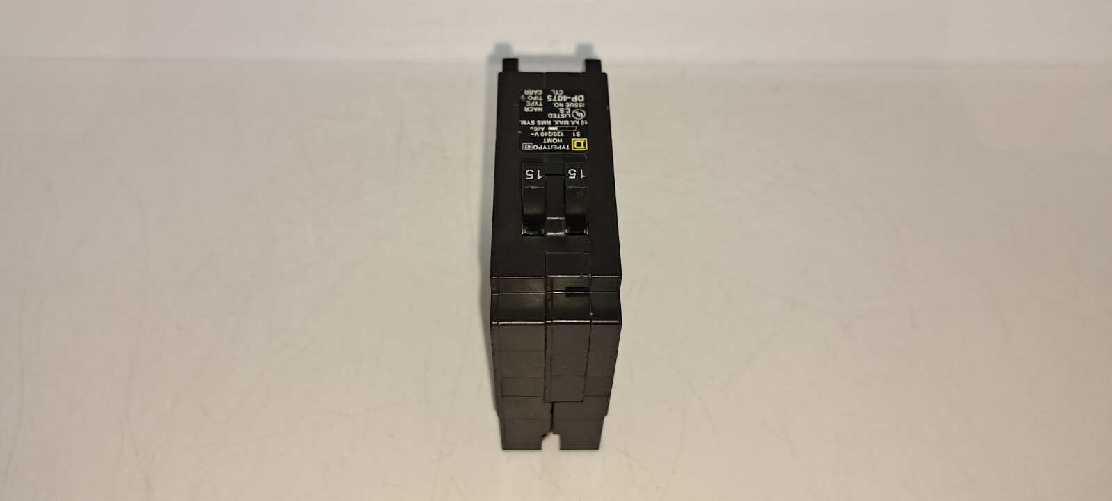 Square D HOMT1515 Homeline 2-15 Amp Single Pole Tandem Circuit Breaker NEW