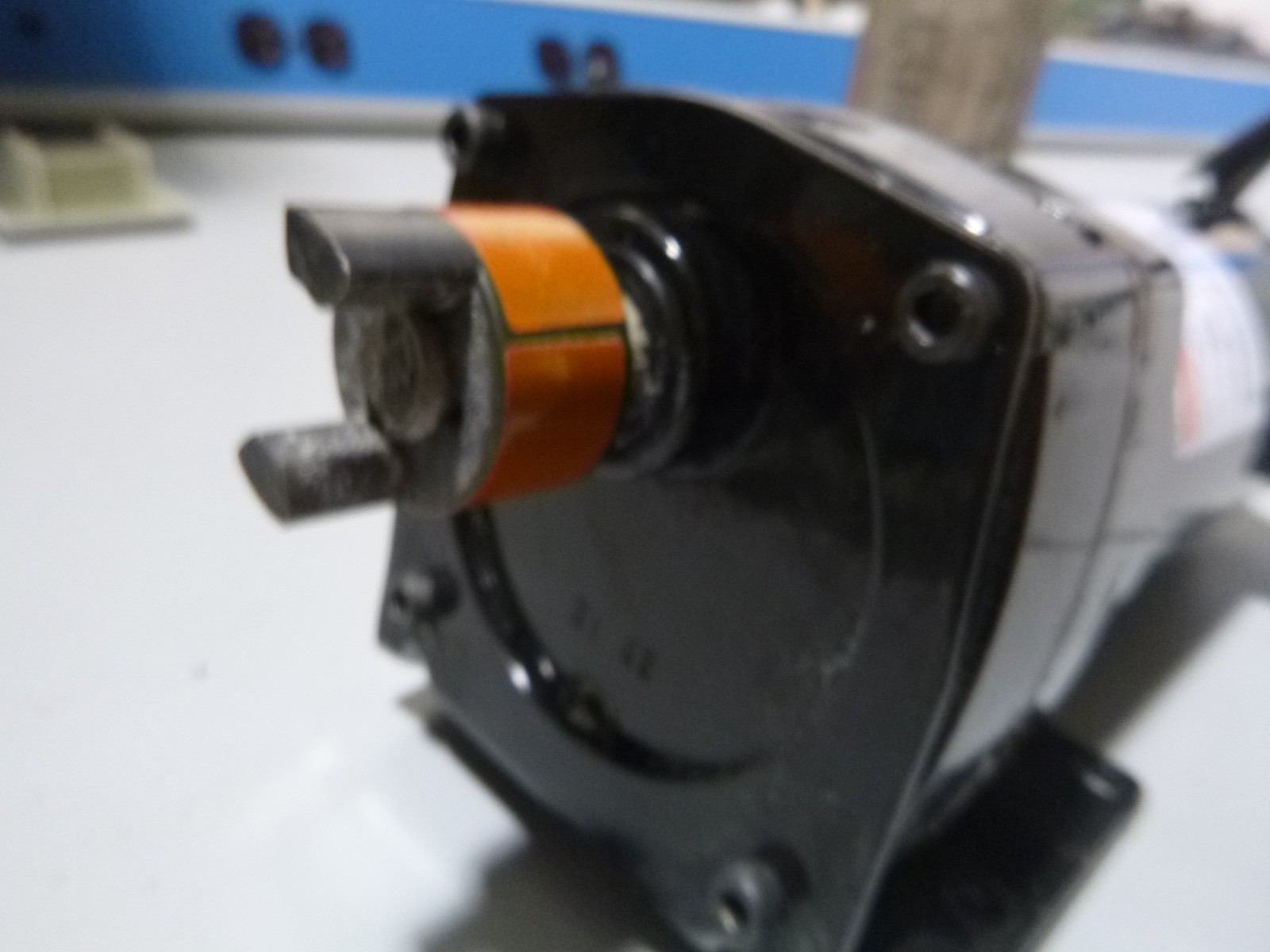 DAYTON 2H561 MOTOR WITH VARIABLE SPEED CONTROLLER
