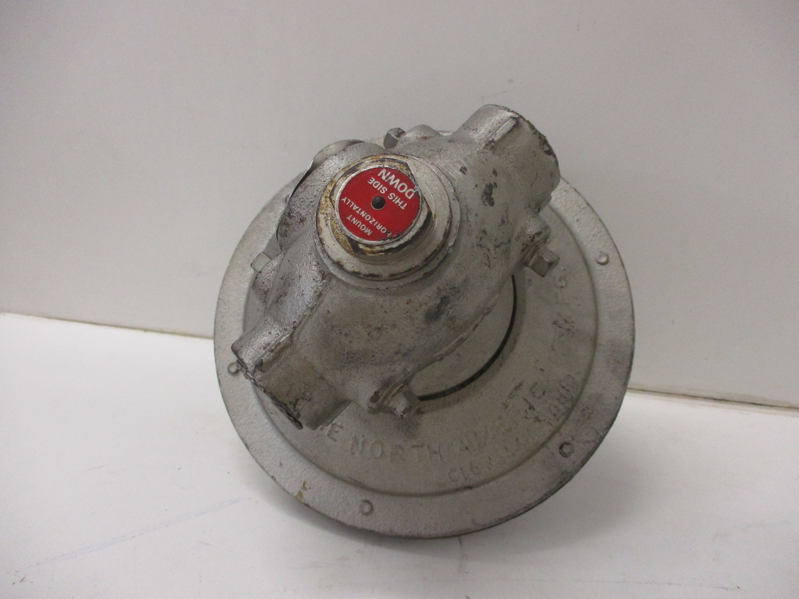 NORTH AMERICAN MFG. 7349-G-0 GAS REGULATOR 2-3887