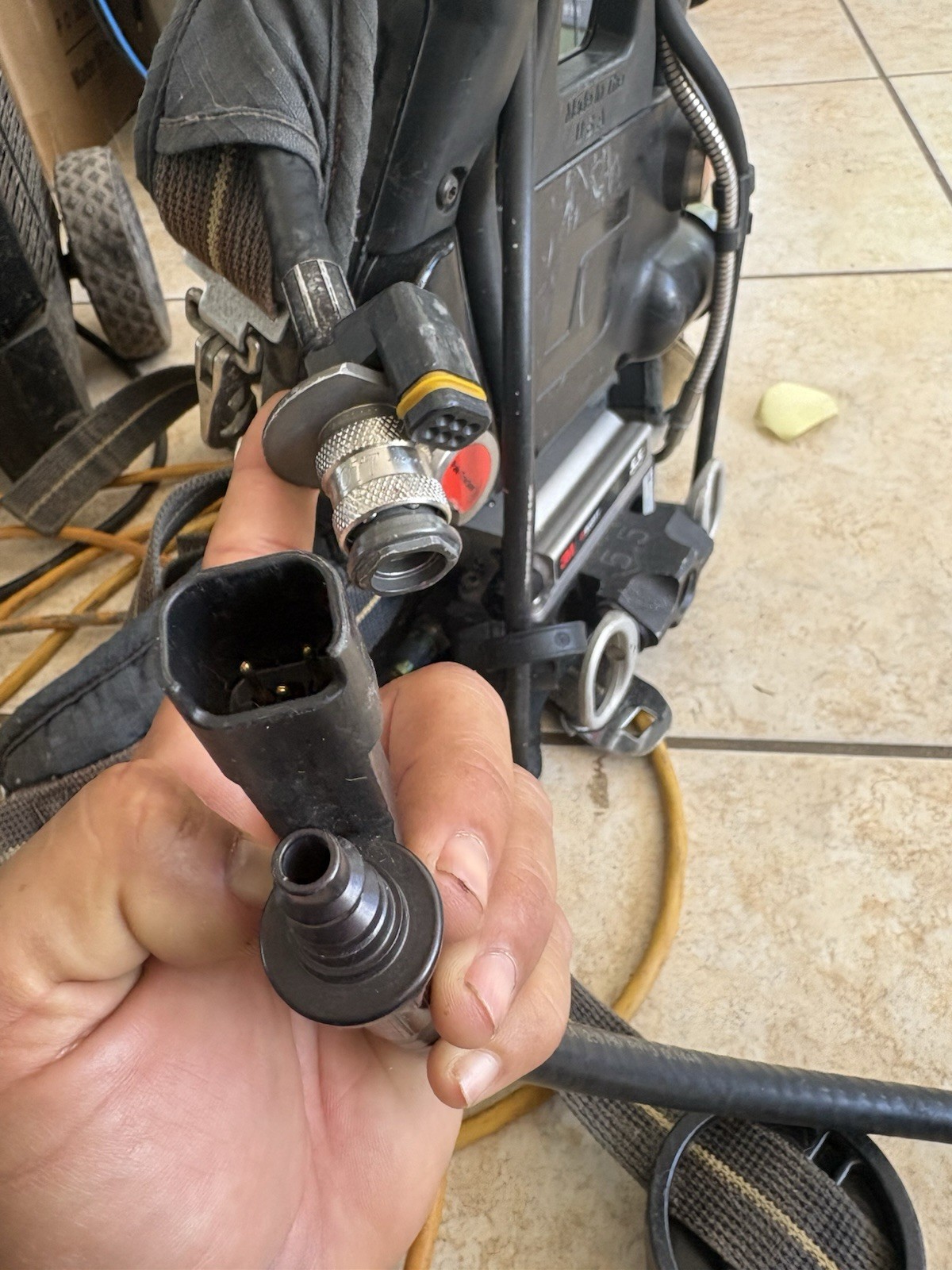 3M Scott SCBA Regulator CBRN QD Vibralert