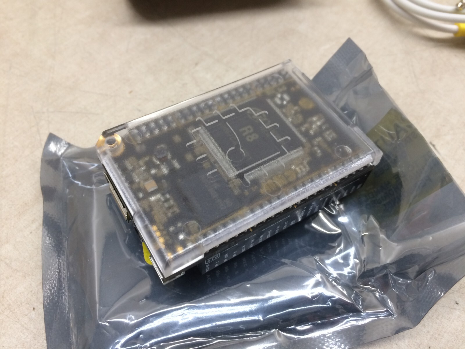 Next Thing Co CHIP 1.0 Single Board Computer WiFi Bluetooth GPIO USB Lunix
