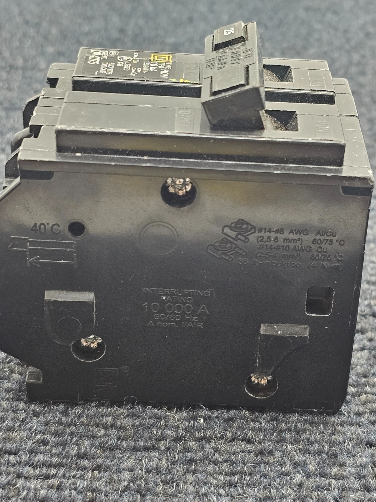 ( QTY 2 ) Square D HOM225: Circuit Breaker Plug-In 25 Amp 2 Pole 240 Vol