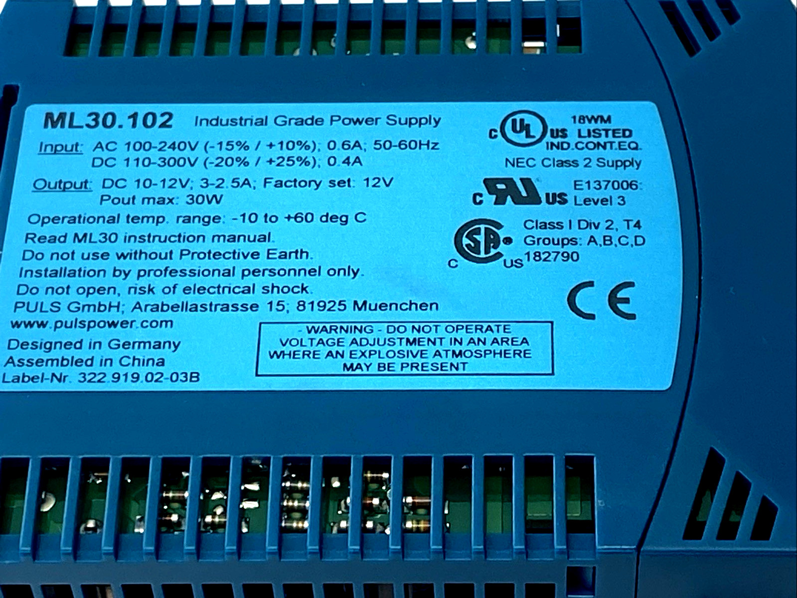 PULS ML30.102 Power Supply 1PH 100-240VAC, 10-12VDC 30W