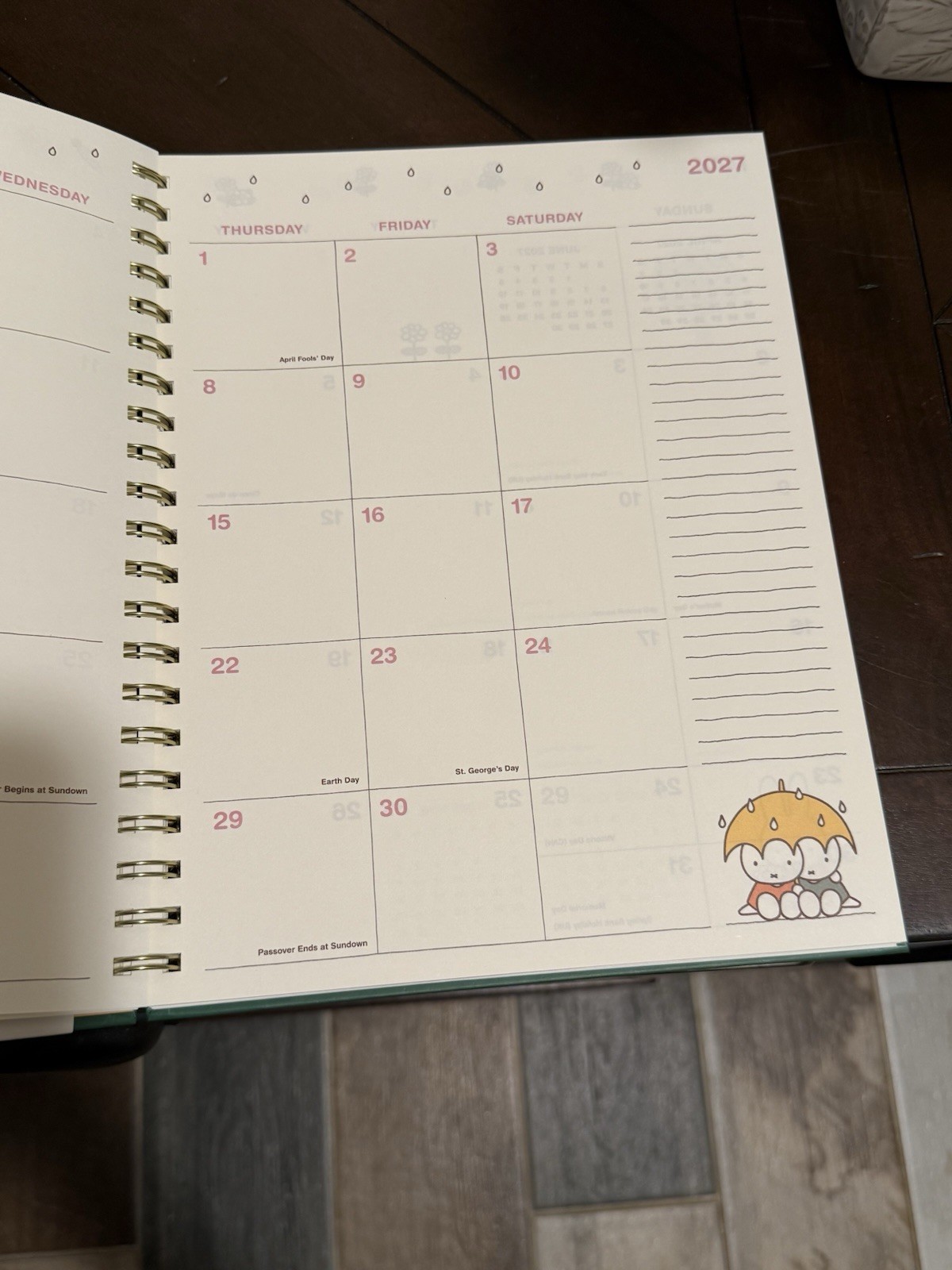 Miffy Green 17-Month Spiral Planner W/Colorful Floral Pattern:Aug 2026-Dec 2027