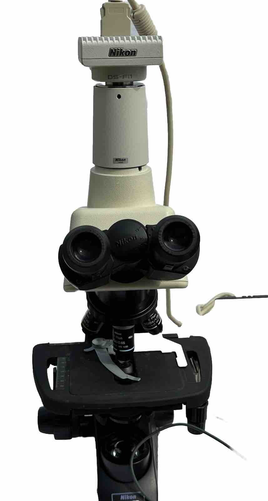 Nikon Eclipse E200 Trinocular Microscope With Camera And Monitor 4X 10X/40X/100X