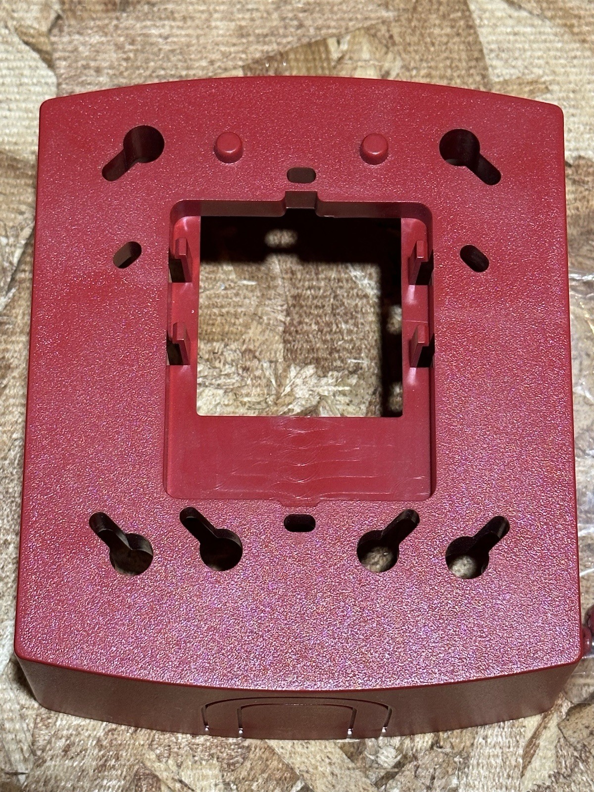 SYSTEM SENSOR BBS-2 RED WALL/SURFACE MOUNT SPECTRALERT ADVANCE BACKBOX SKIRT NEW
